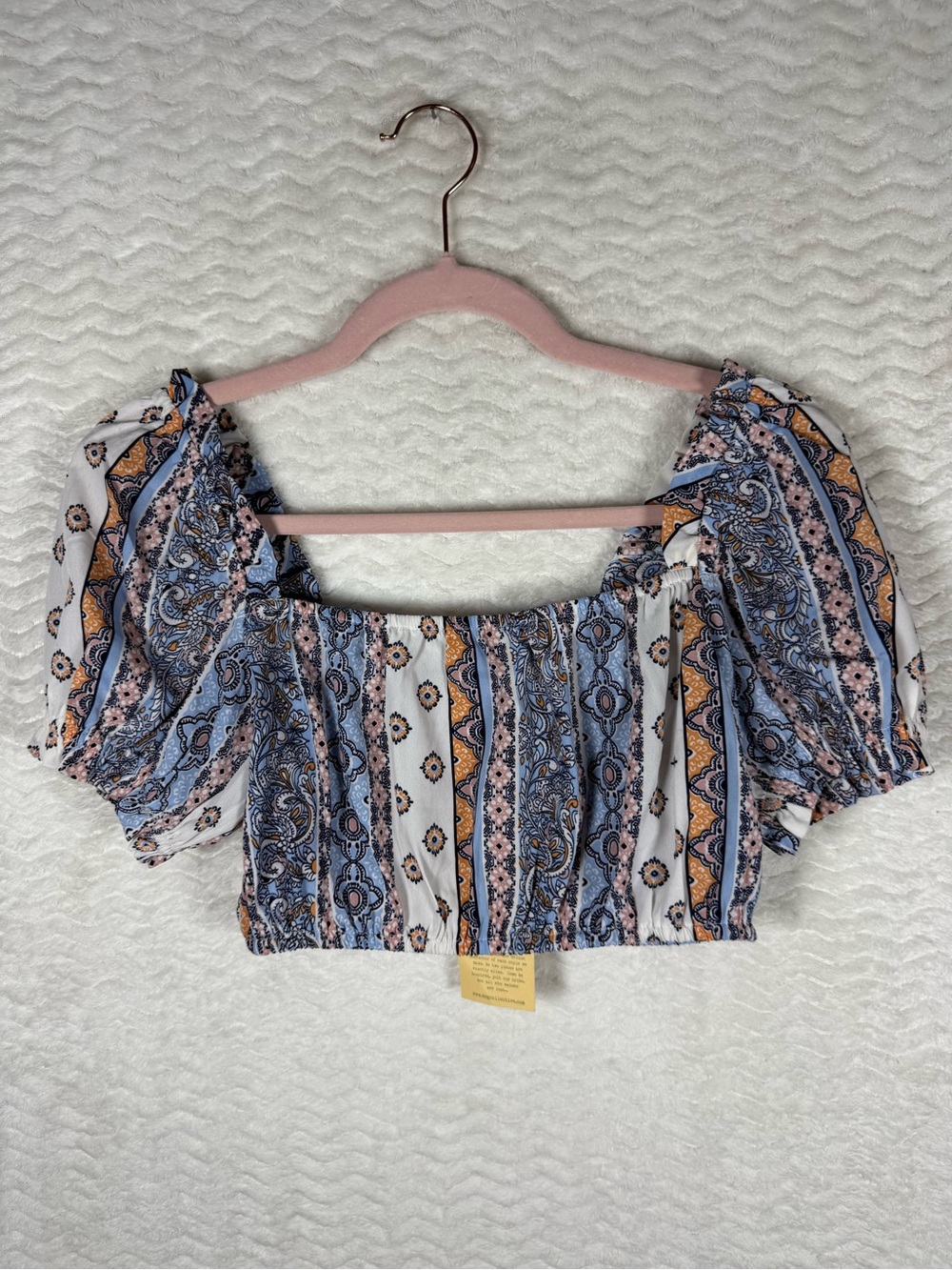 Striped Paisley Puff-Sleeve Crop Top in Blue and White Awesome Pattern 🤩😎